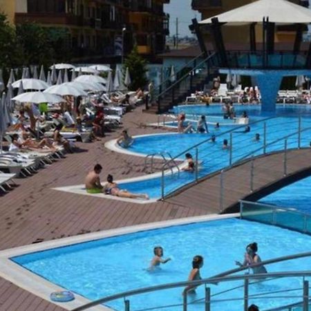 Apartament Militari Residence Roşu Eksteriør bilde